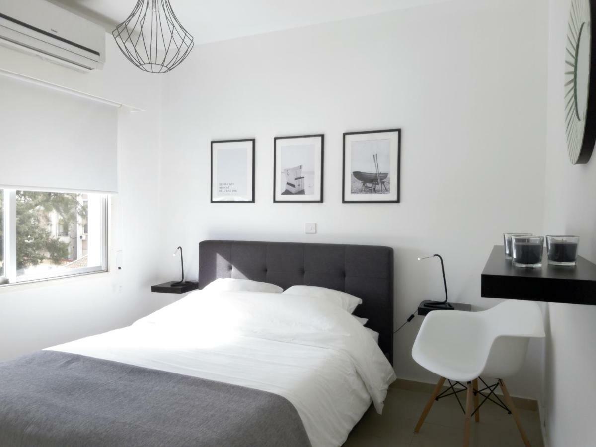 City Pearl - Modern 2 Bed Sea View Apt In City Centre Limassol Exterior foto
